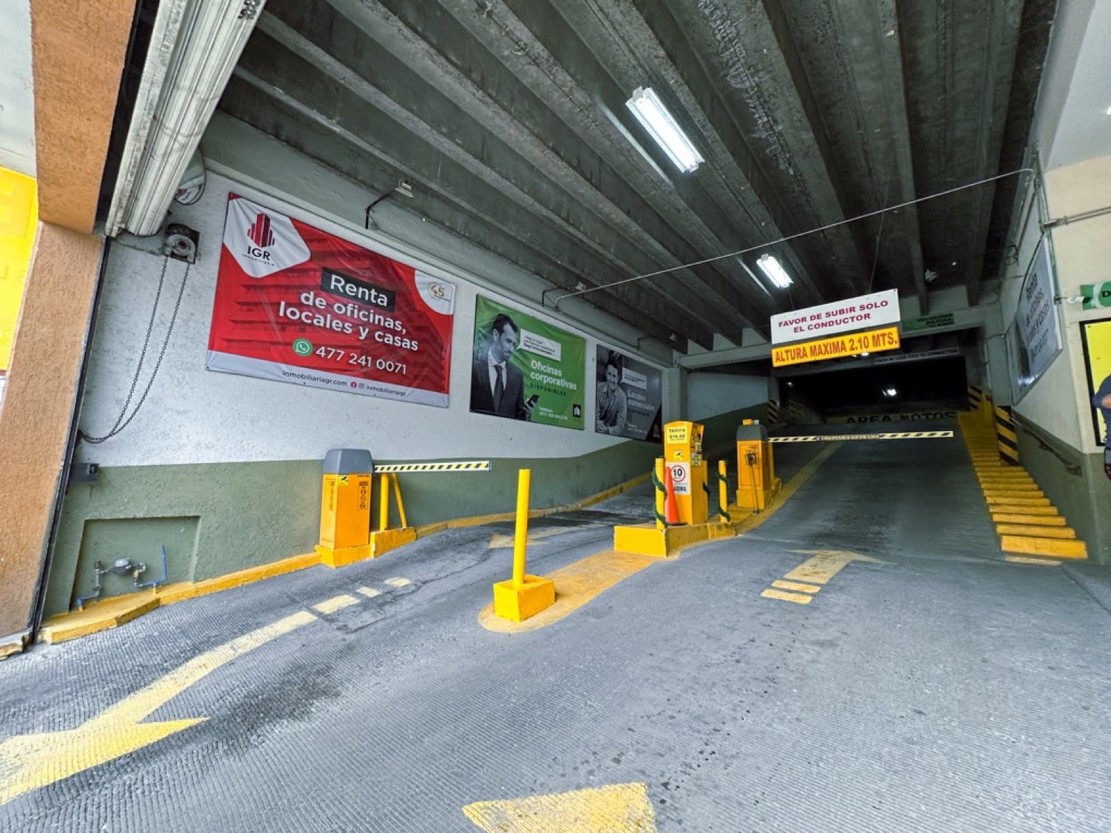 placeholder image-sq